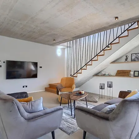 Legro Holiday home Zuzici
