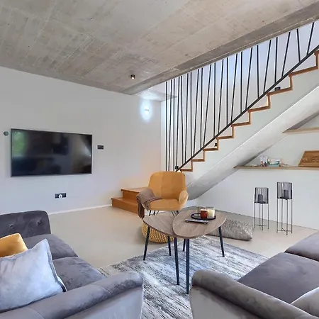 Holiday home Legro Zuzici